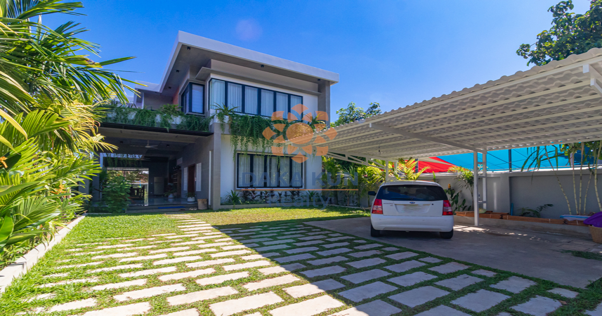 3 Bedrooms House for Rent in Siem Reap City-Sala Kamruek