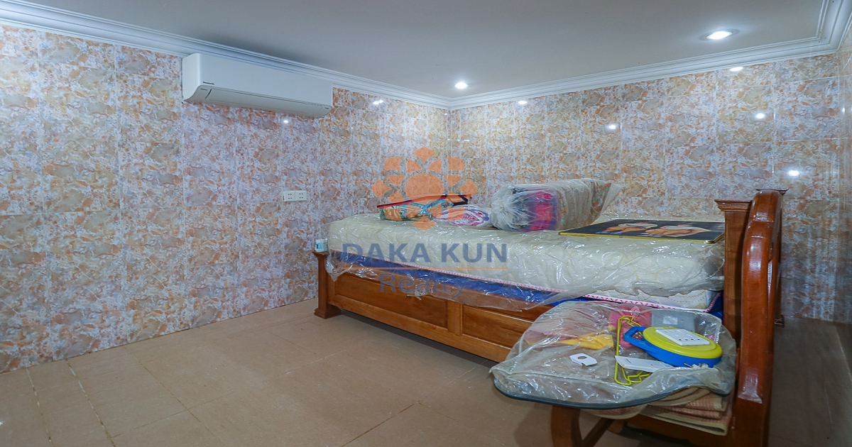 5 Bedrooms House for Rent in Siem Reap City, Sangkat Siem Reap