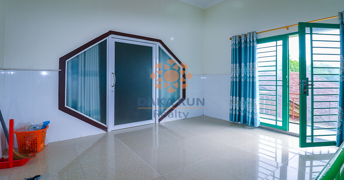 5 Bedrooms House for Rent in Siem Reap City, Sangkat Siem Reap