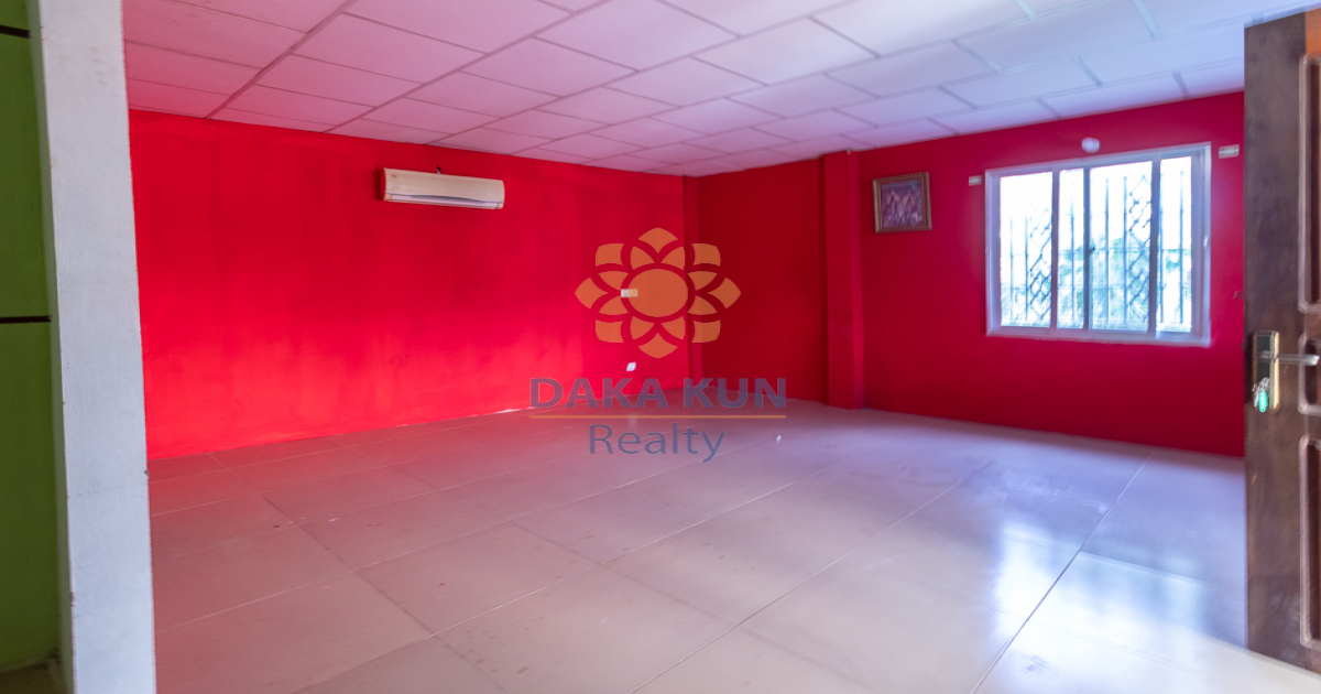 Boutique for Sale near Sivutha Road, Siem Reap city