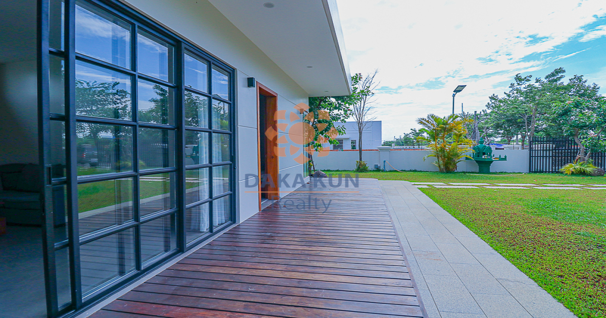 2 Bedrooms House for Rent in Siem Reap City, Sangkat Siem Reap