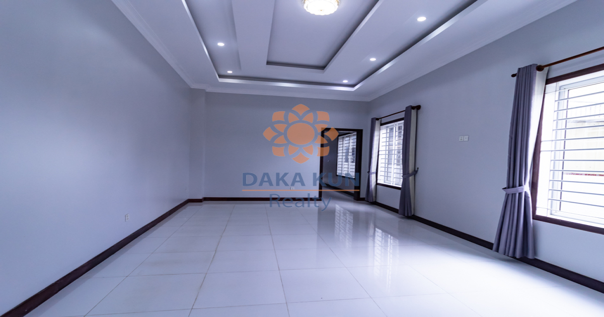 3 Bedrooms House for Rent in Siem Reap City-Svay Dangkum