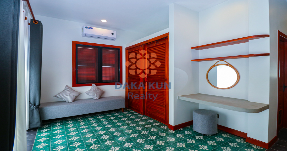 Modern Villa with Swimming Pool for Rent in Siem Reap City
