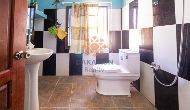 4 Bedrooms House for Rent in Krong Siem Reap-Sala Kamreuk