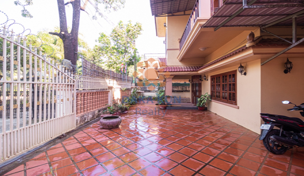 5 Bedrooms House for Rent in Krong Siem Reap-Sla Kram