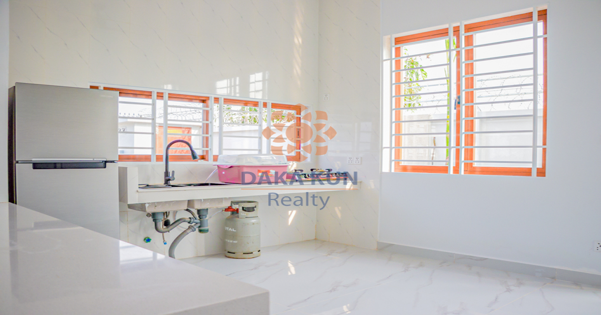 Villa with Swimming Pool for Rent in Siem Reap City - Sambuor