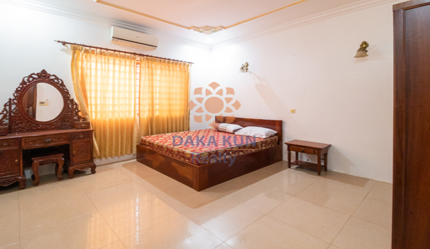 5 Bedrooms House for Rent in Krong Siem Reap-Sla Kram