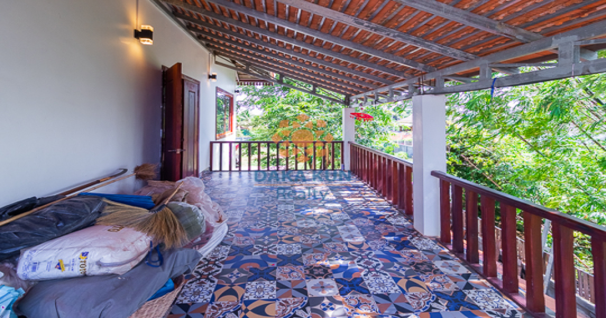 Wooden House for Rent in Siem Reap City, Chreav