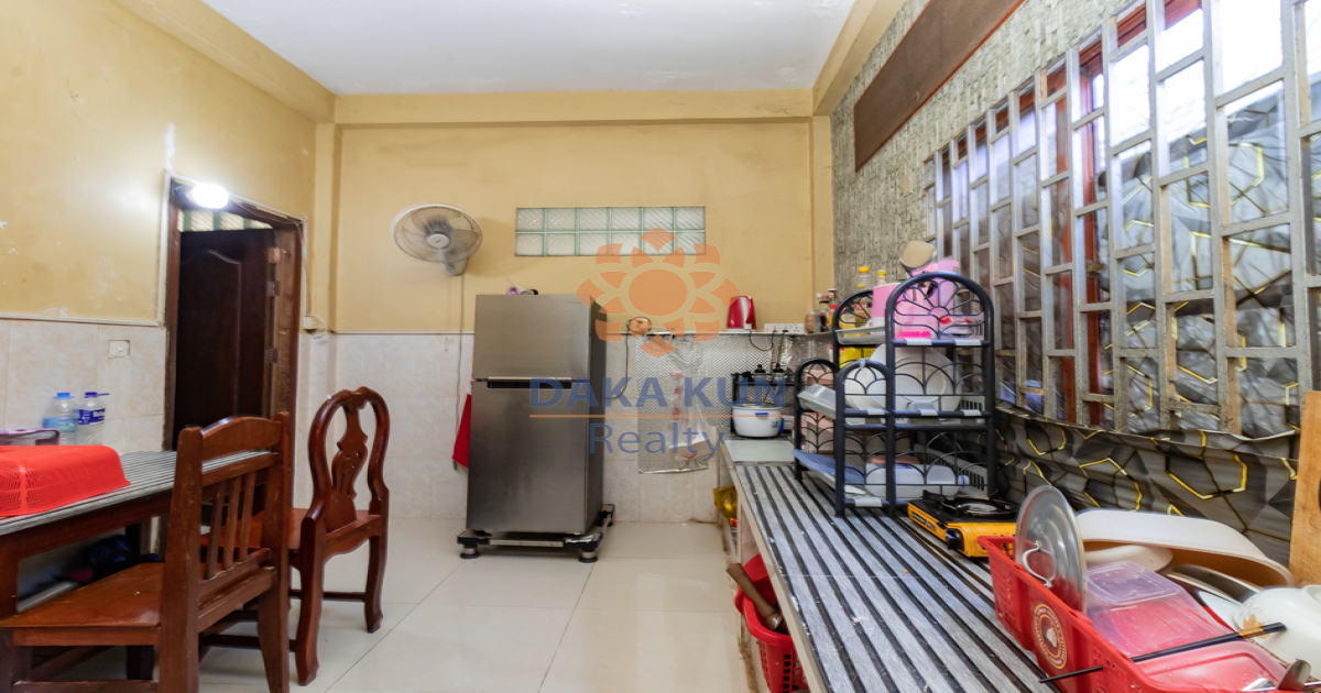 4 Bedrooms House for Sale in Siem Reap City-Svay Dangkum