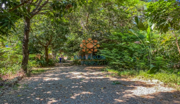 Wooden House for Rent in Sala Kamreuk, Siem Reap city