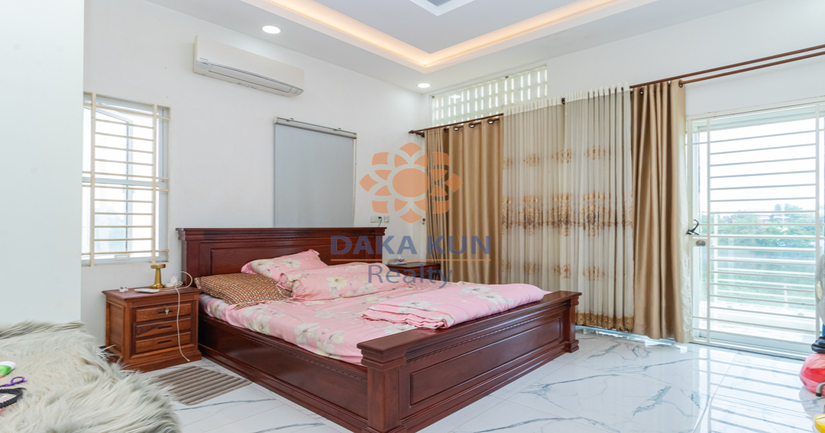 House For Sale in Siem Reap City- Svay Dangkum