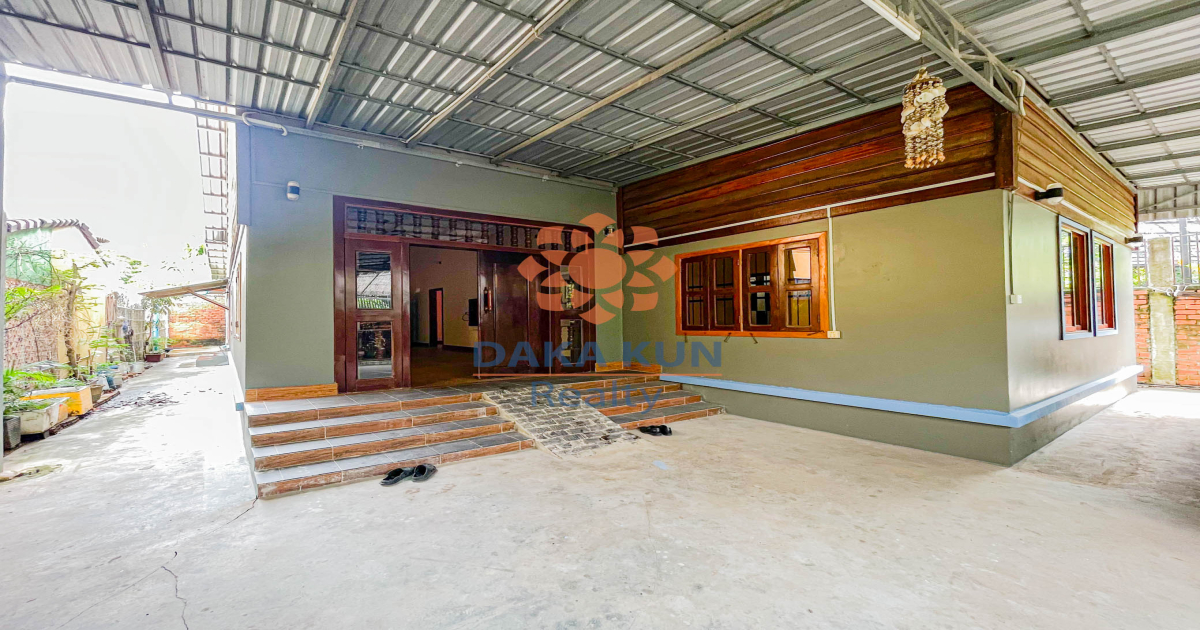 3 Bedroom House for rent in Siem Reap City, Sala Kamreuk