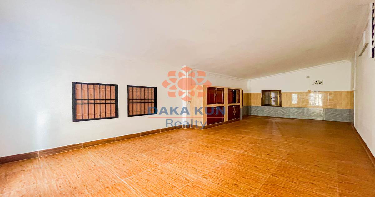 3 Bedroom House for rent in Siem Reap City, Sala Kamreuk