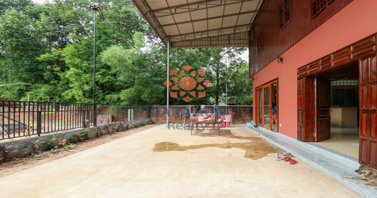 4 Bedrooms House for Rent in Siem Reap City, Sala Kamreuk