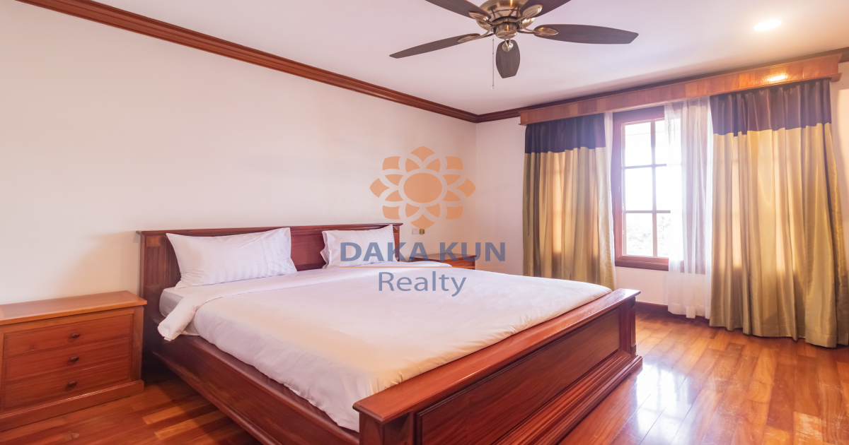 4 Bedrooms Apartment with Swimming Pool for Rent in Siem Reap-Sala Kamreuk