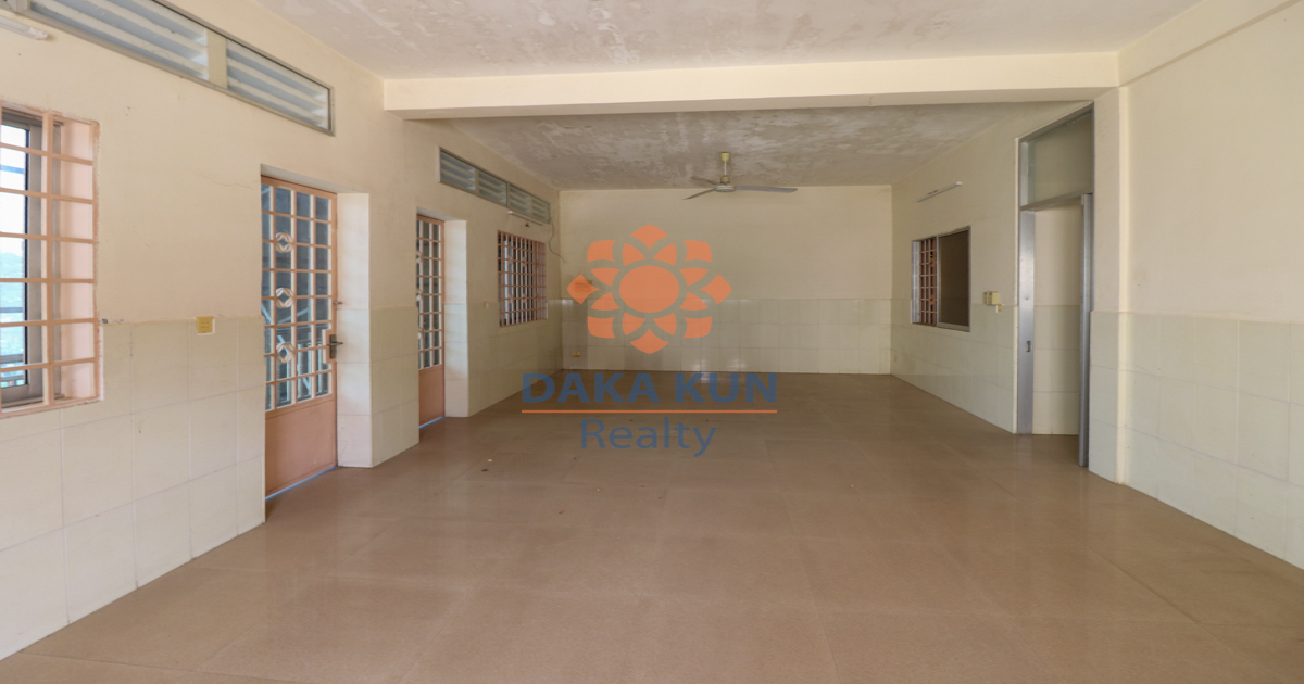 Commercial Building for Rent on Preah Sihanouk Ave, Siem Reap City