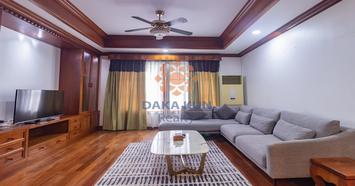 4 Bedrooms Apartment with Swimming Pool for Rent in Siem Reap-Sala Kamreuk