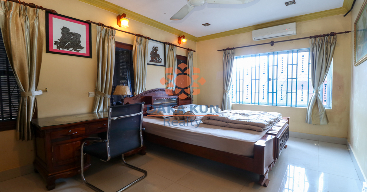 5 Bedrooms House for Rent near Siem Reap River, Siem Reap City