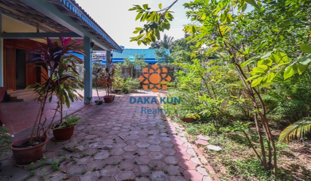 2 Bedrooms House for Rent in Siem Reap-Sala Kamreuk