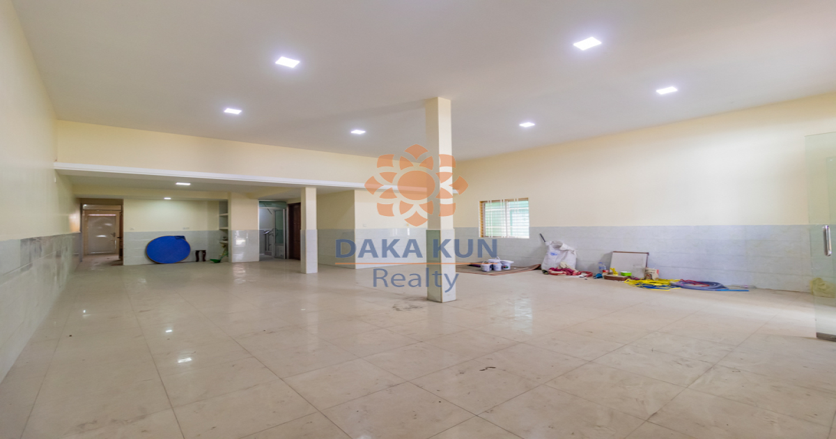 Commercial Building for Rent on Taphul Road-Siem Reap City