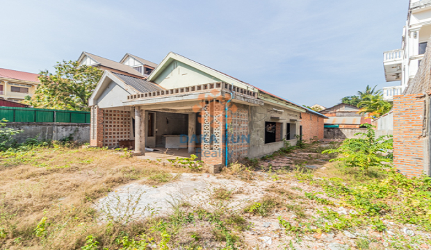 Land for Rent in Krong Siem Reap-on Sok San Road