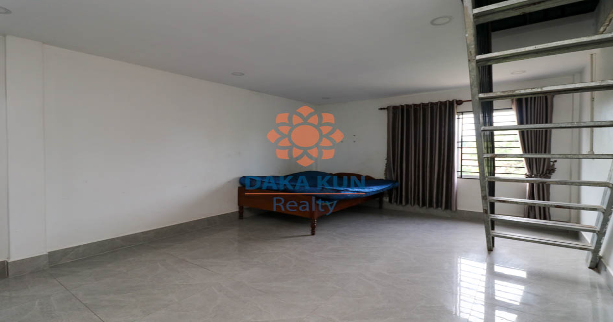 Shophouse for Rent in Siem Reap City, near Riverside