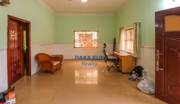 2 Bedrooms House for Rent in Siem Reap-Svay Dangkum