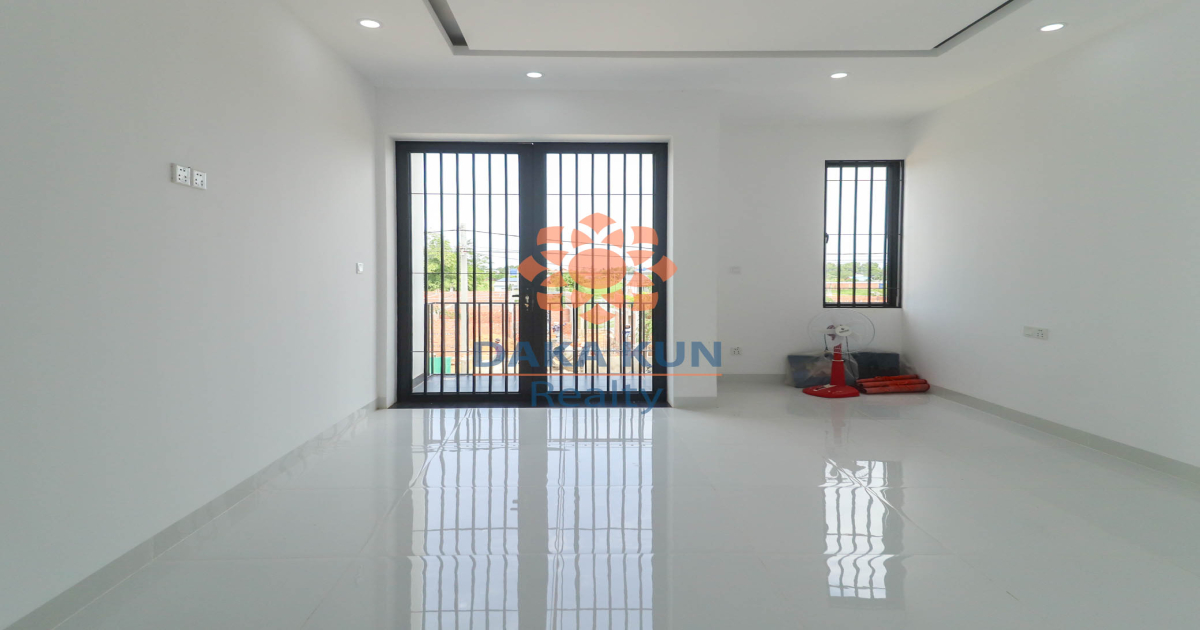 2 Bedrooms House for Rent in Siem Reap City, Svay Prey