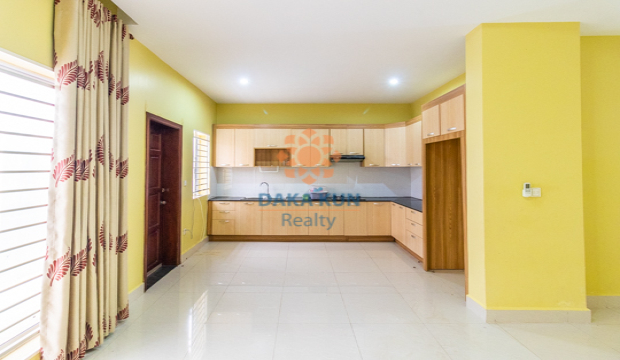 4 Bedrooms House for Rent in Krong Siem Reap-Svay Dangkum