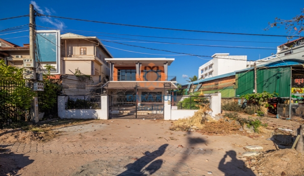 Commercial Building for Rent on National Road 6, Siem Reap city