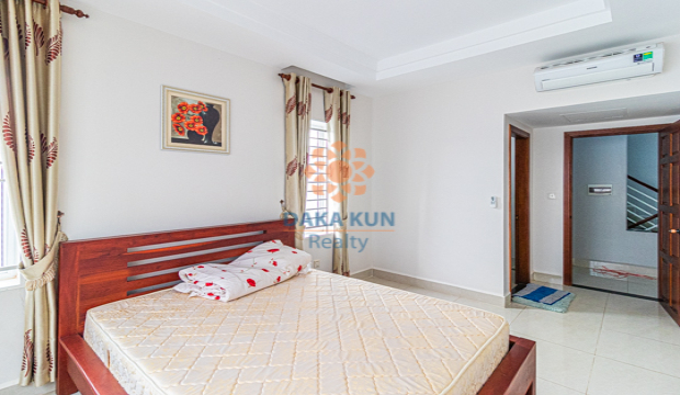 4 Bedrooms House for Rent in Krong Siem Reap-Svay Dangkum