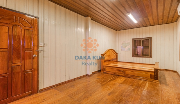 5 Bedrooms House for Rent in Krong Siem Reap-Svay Dangkum