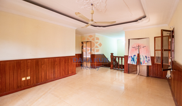 5 Bedrooms House for Rent in Krong Siem Reap-Sla Kram