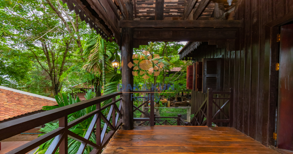 2 Bedrooms Wooden House for Rent in Siem Reap City - Knar