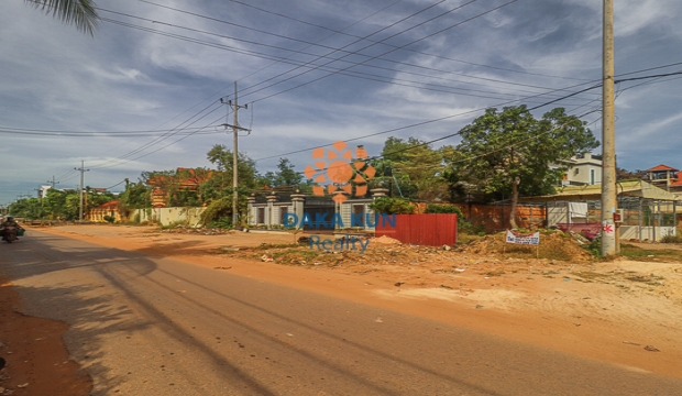 Urgent Sale Land near Sala Komreuk-Siem Reap