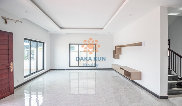 Modern Villa for Sale in Siem Reap city