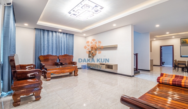 5 Bedrooms Villa for Rent in Krong Siem Reap