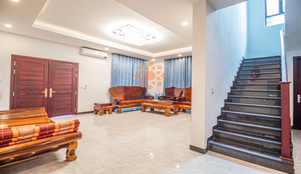 5 Bedrooms Villa for Rent in Krong Siem Reap