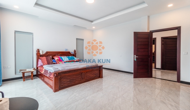 5 Bedrooms Villa for Rent in Krong Siem Reap