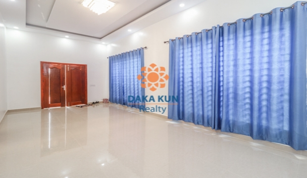 2 Bedrooms House for Sale in Siem Reap