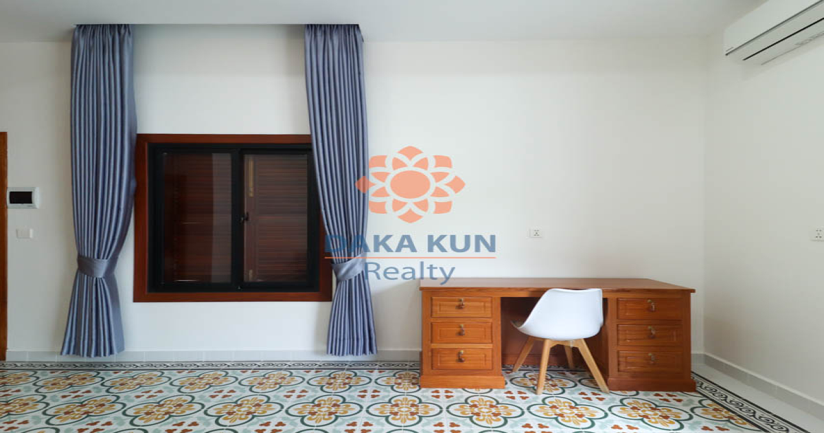 5-Villa Complex with Swimming Pool for Rent in Siem Reap City