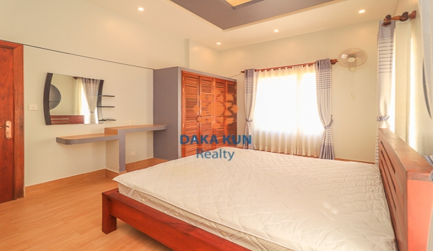 2 Bedrooms House for Rent in Siem Reap-Sala Kamreuk