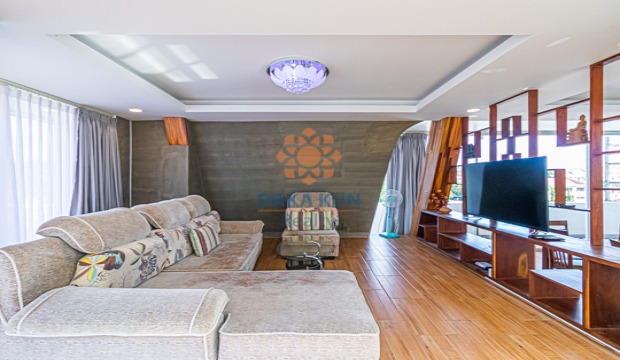 3 Bedrooms Penthouse for Rent in Krong Siem Reap-Svay Dangkum