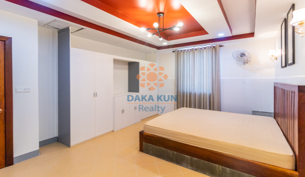 2 Bedrooms Apartment for Rent with Pool in Krong Siem Reap-Svay Dangkum