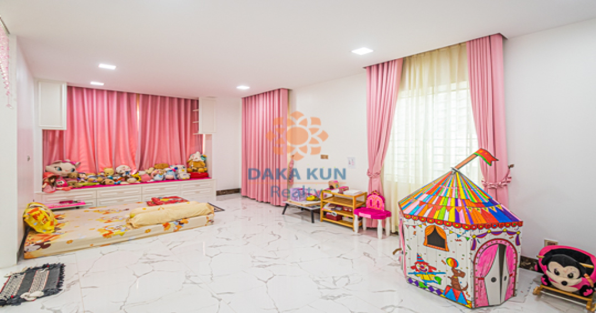 Villa for Rent in Siem Reap City, Svay Dangkum