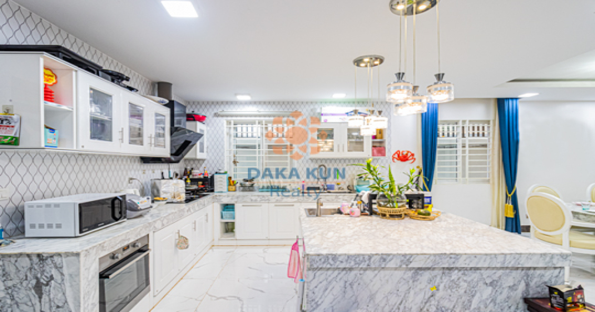 Villa for Rent in Siem Reap City, Svay Dangkum