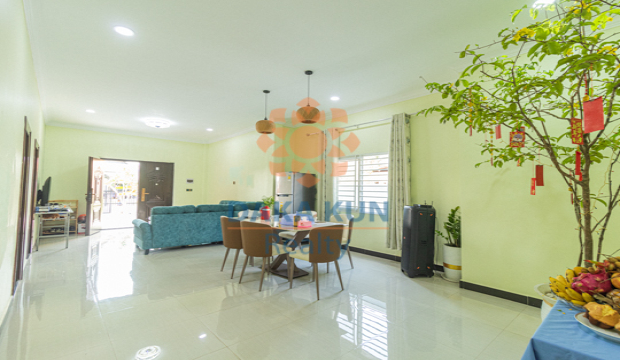 2 Bedrooms House for Rent in Krong Siem Reap-Svay Dangkum