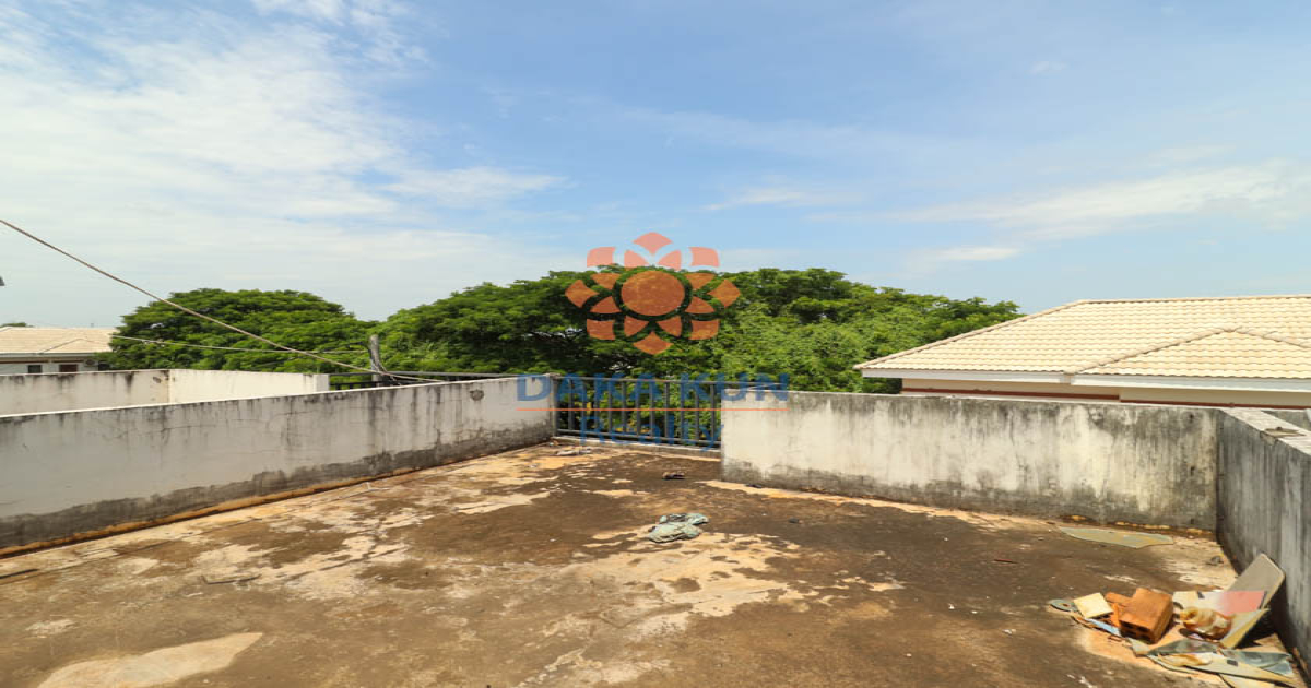 2-Bedroom House for Sale near Wake Park