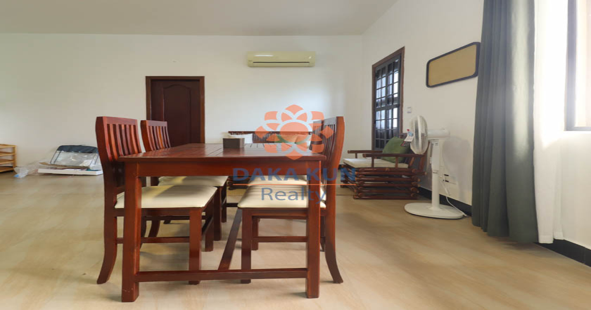 2 Bedrooms Apartment for Rent in Siem Reap City, near Wat Bo