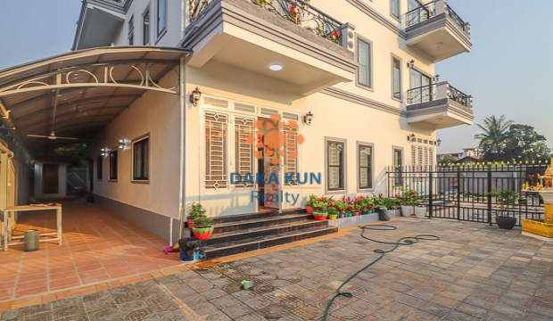 5 bedrooms House for Rent in Siem Reap-Sala Kamreuk